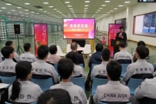 奏響青春之歌，感受奮斗力量！“青春思享嘉”黨的二十大精神宣講走進“未來工廠”
